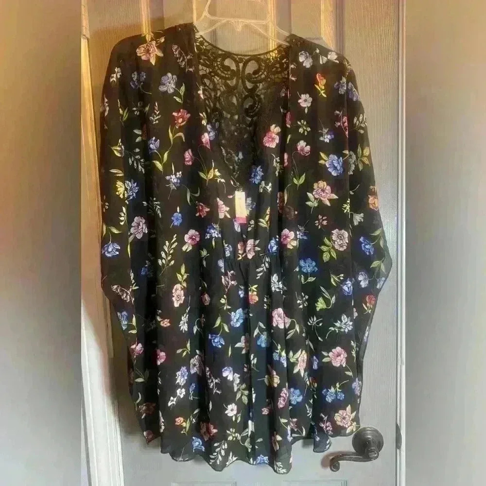 Cover up ( kimono) top black lace floral in pinks, blues & greens. Size medium
